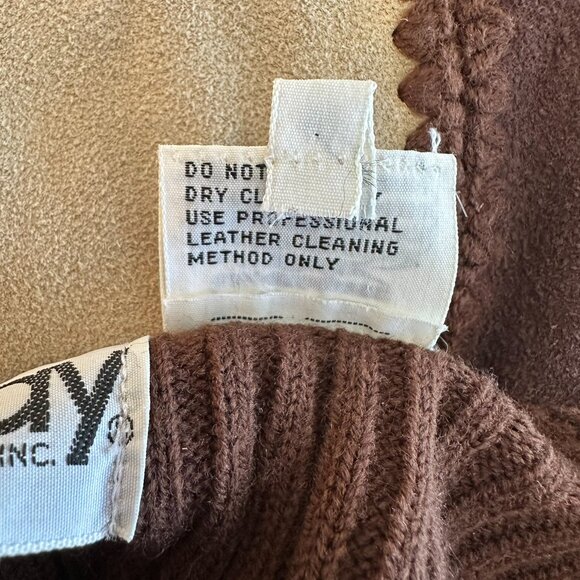 Rare 1970s Suede & Knit Vest Crochet Trim / covered buttons Brown Tan Vintage - Picture 8 of 10